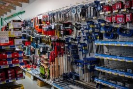 Tools & Hardware